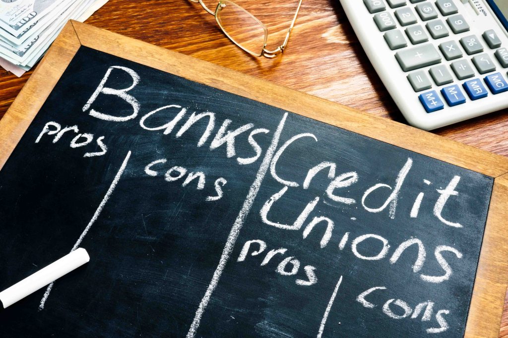 Banks vs. Credit Unions pros and cons