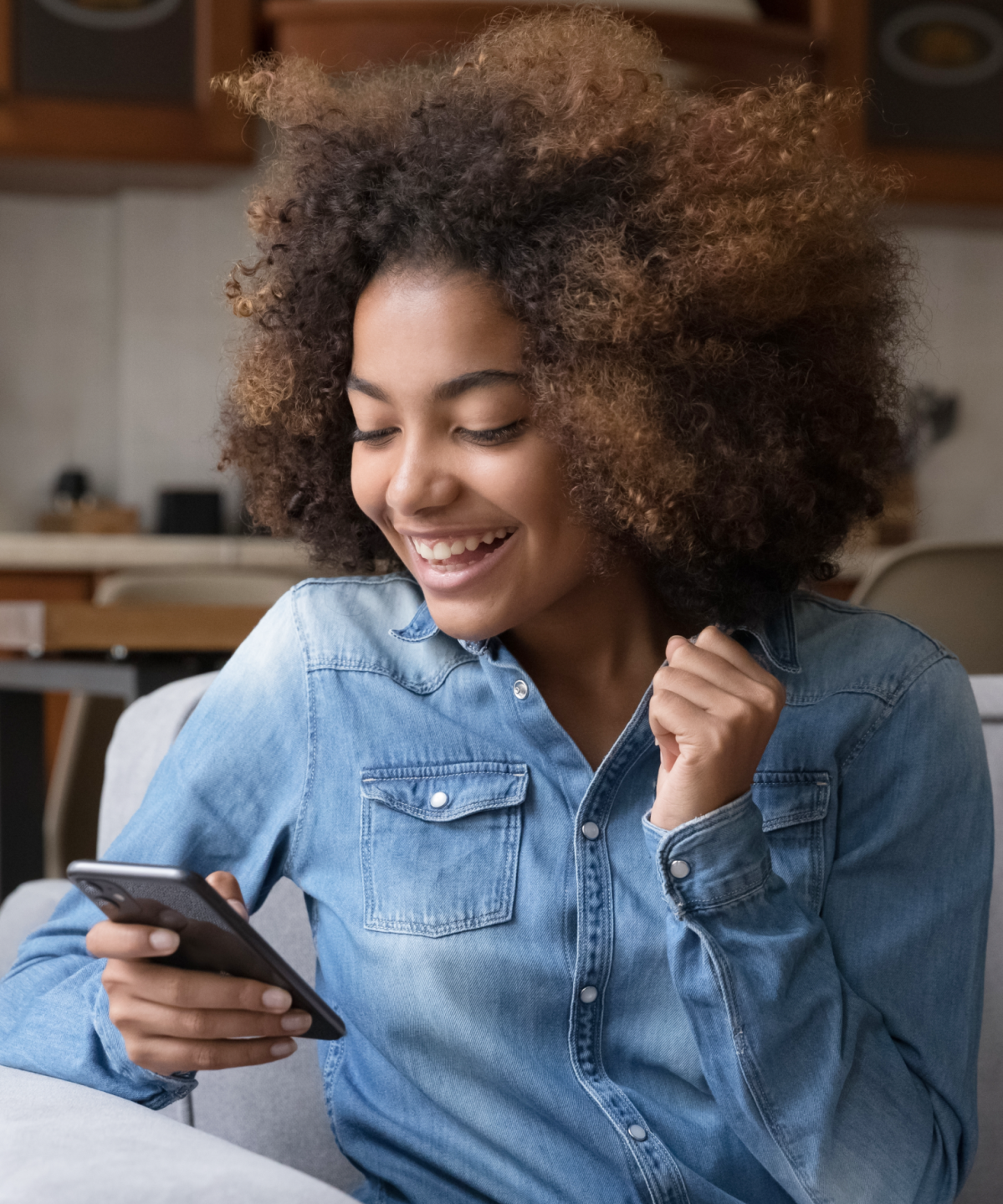 With Savings goals, kids can build a savings habit with ease and make smarter financial decisions.