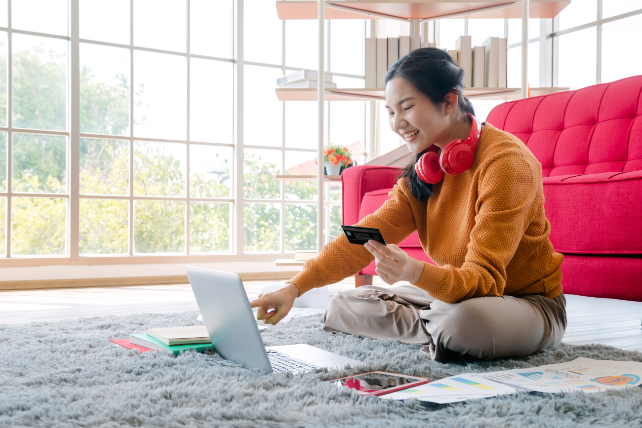 Manière dont les enfants et les ados peuvent faire des achats en ligne de façon sécuritaire