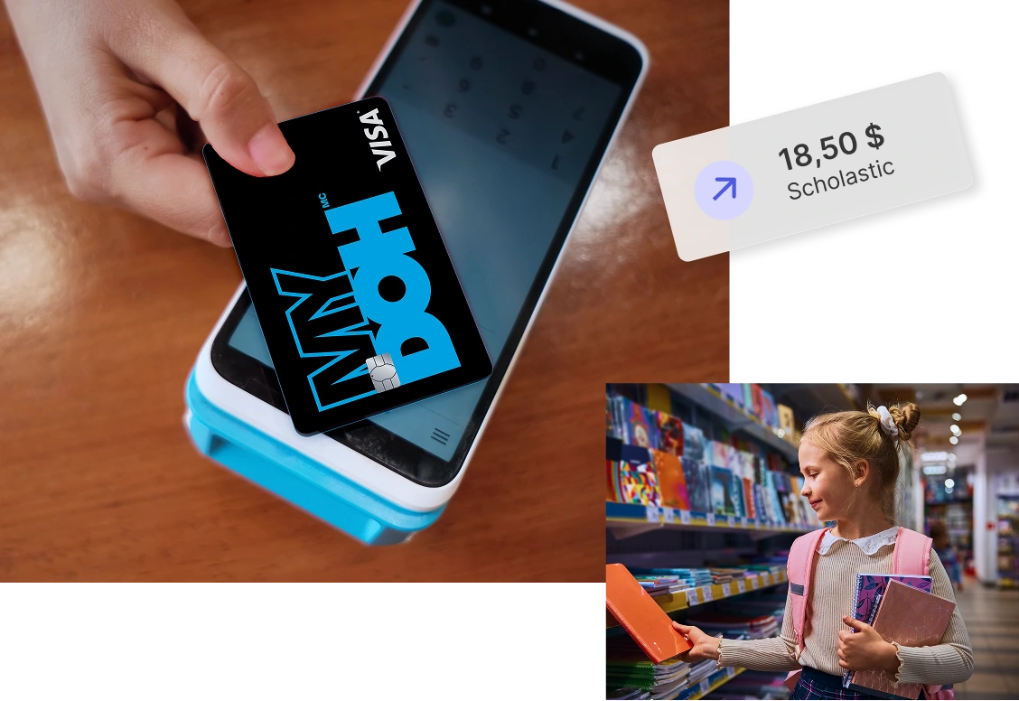 Collage mobile: paiement de 18,50 $ par carte Visa MyDoh chez Scholastic a cote d un etudiant achetant des fournitures scolaires.